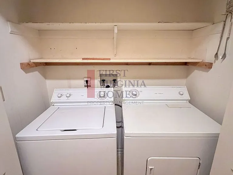 25 Fleetwood Dr — Photo 14