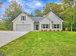 450 Lee Thompson Rd, Moreland, GA 30259