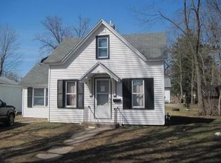 17 E Euclid Ave, Barron, WI 54812