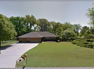 2324 Oakhollow Dr, Newcastle, OK 73065