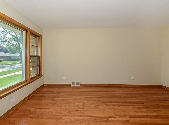 3rd image of 10412 S Keeler Ave