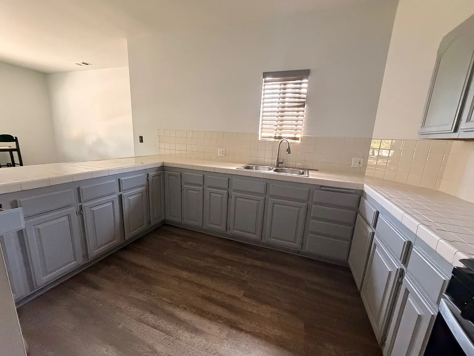 2 bed, 1240 sqft, $2,750 — Photo 2