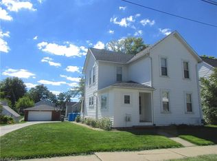 310 7th St, Fairport Harbor, OH 44077