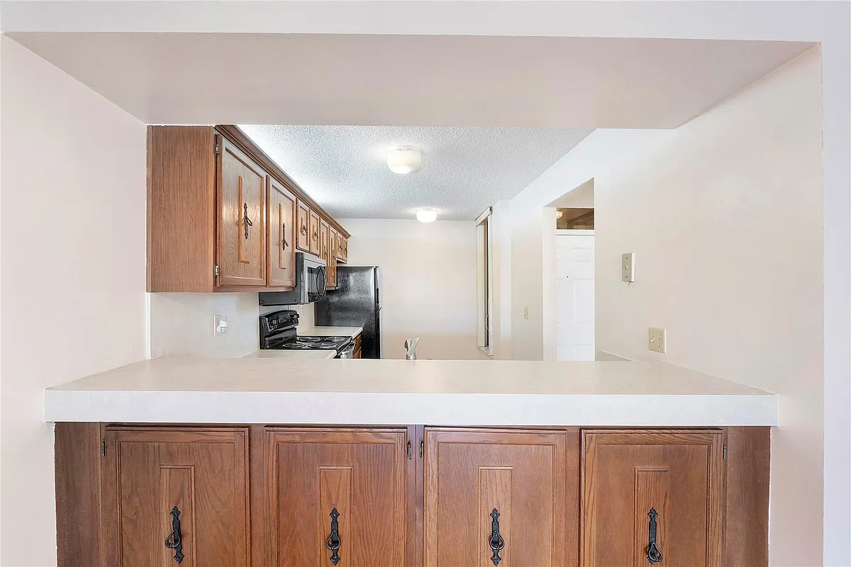 Building Photo - 6519 Coral Lake Dr #207