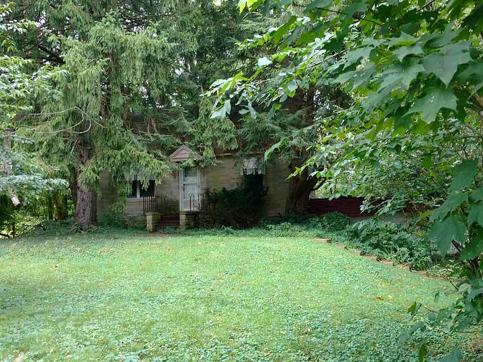 2nd image of 575 E Rhorer Rd