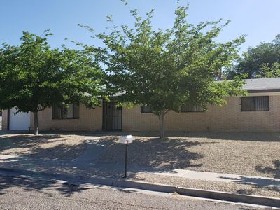 2025 Thomas Dr, Las Cruces, NM, 88001