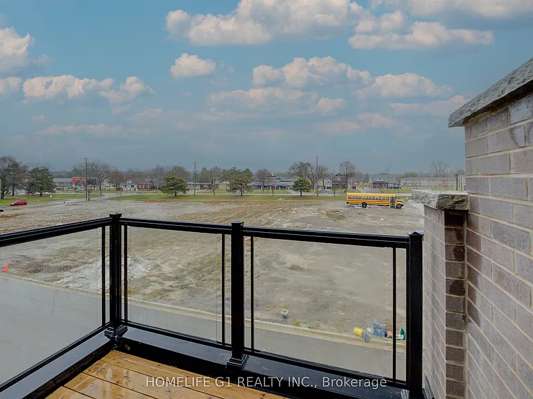 585 Colborne St E #611 — Photo 38