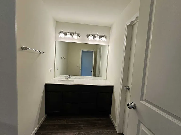 12802 S Nicholas Dr — Photo 14