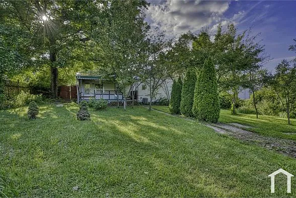 8011 Oakleigh Rd — Photo 41