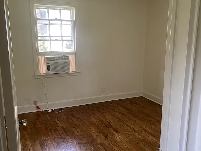 1704 Hillmont Dr #1704 — Photo 9