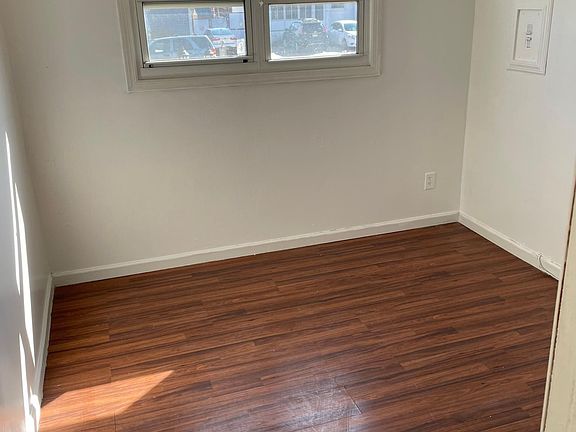 5th image of 123 Ada Dr Floor 1