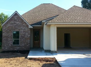 7441 Magnolia Garden Ct, Denham Springs, LA 70726