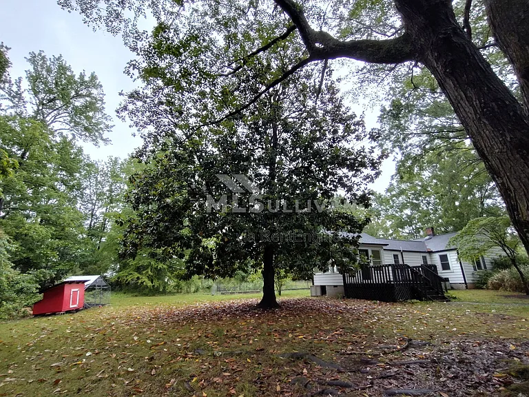 808 Glenco Rd — Photo 17
