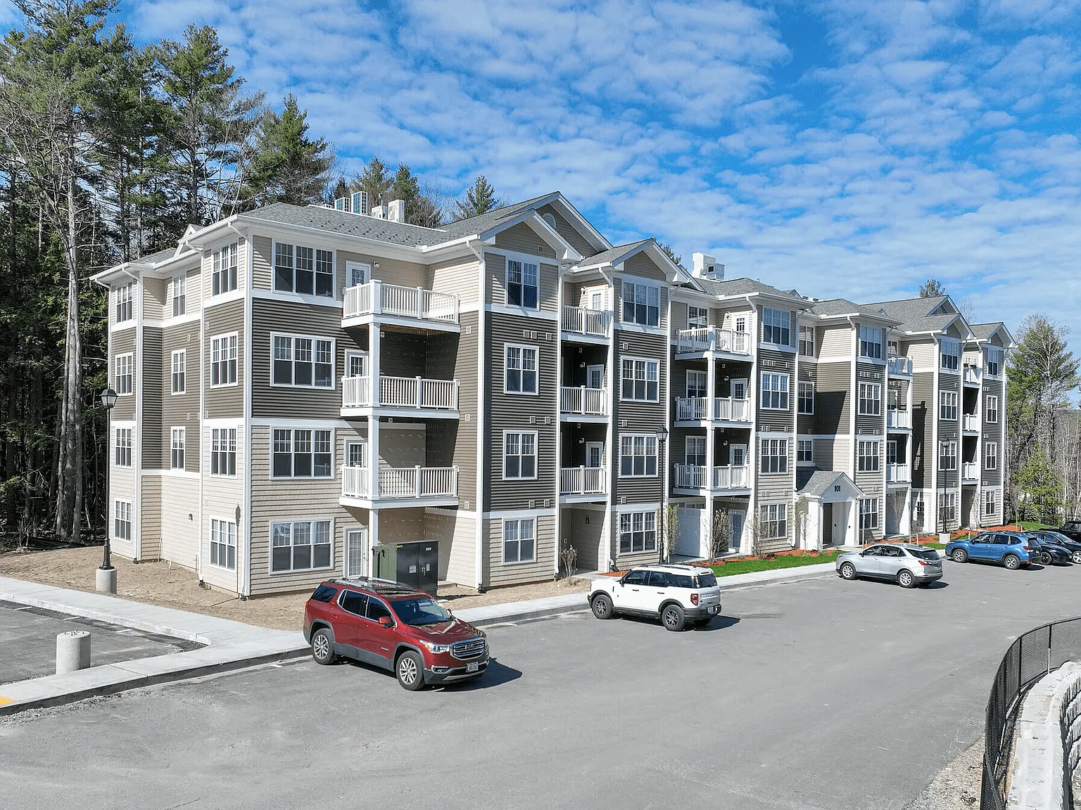 Orchard Overlook Apartments — Photo 1