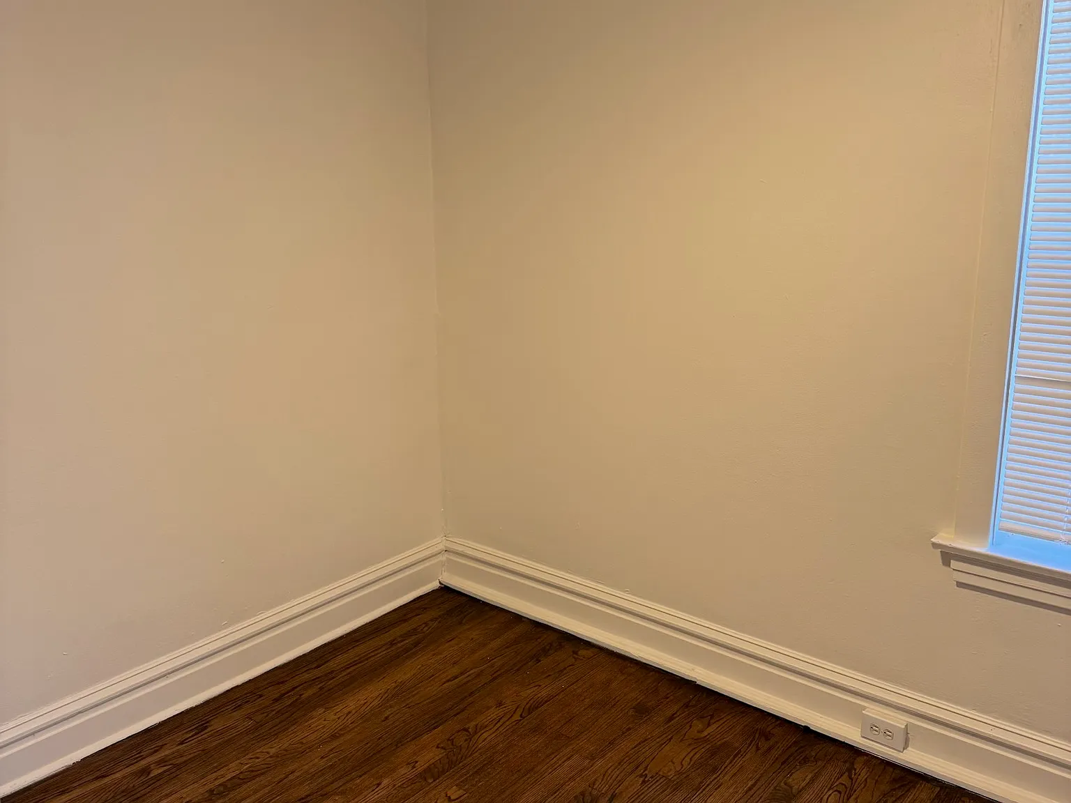 4 bed, 1936 sqft, $1,950 — Photo 4