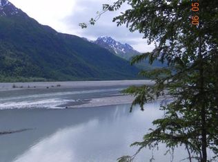 15710 E Riverside Dr, Palmer, AK 99645