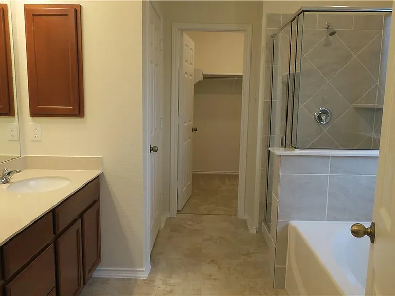 1313 Arbor Acres Loop — Photo 10