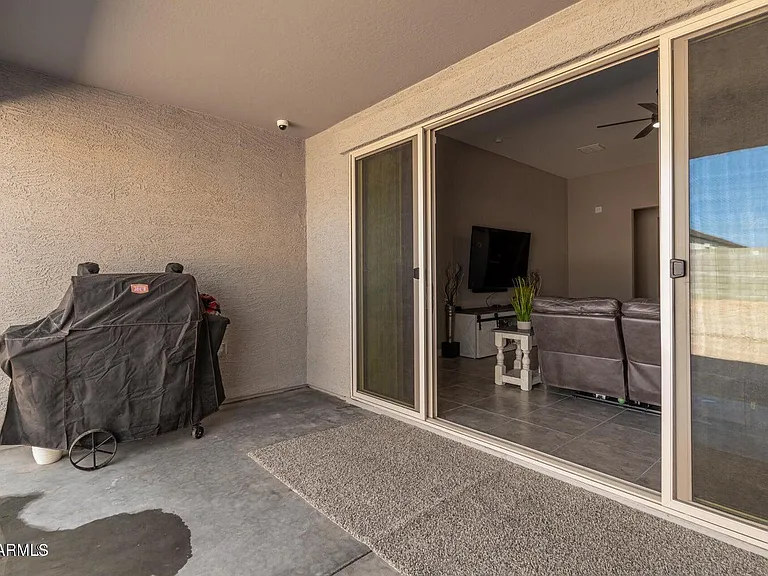 30916 W Verde Ln — Photo 25