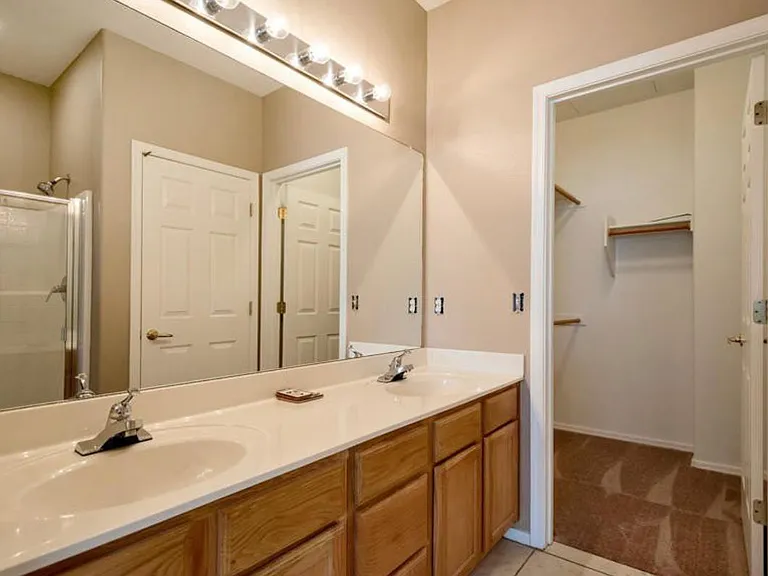 6770 N 47th Ave #2005 — Photo 24