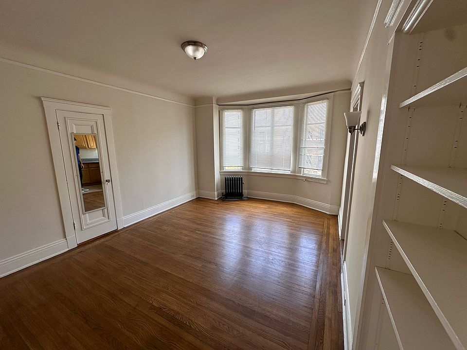 1st image of 555 Jones St APT 502