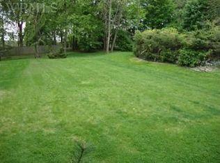 4 Wyeth Ct, Pleasantville, NY 10570