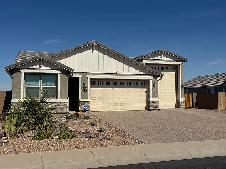 17091 N Palo Pino St — Photo 2