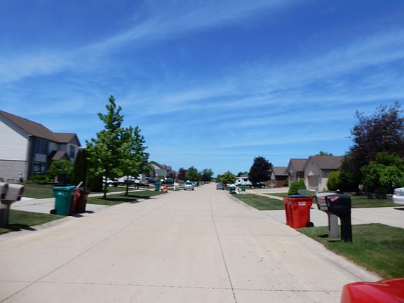 4th image of 50296 Alden Dr