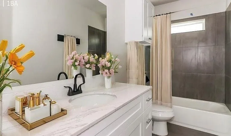 7806 Clearview St — Photo 1