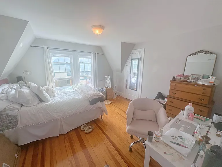 251 Arlington St #2 — Photo 12