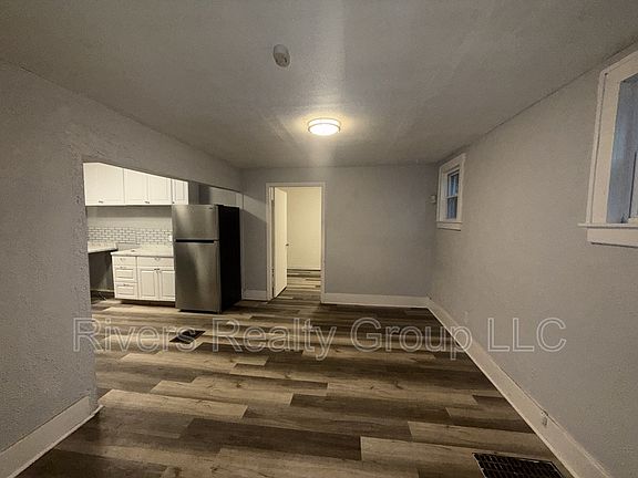 5th image of 4280 7th St