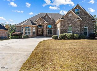 157 Wessex Dr, Bonaire, GA 31005