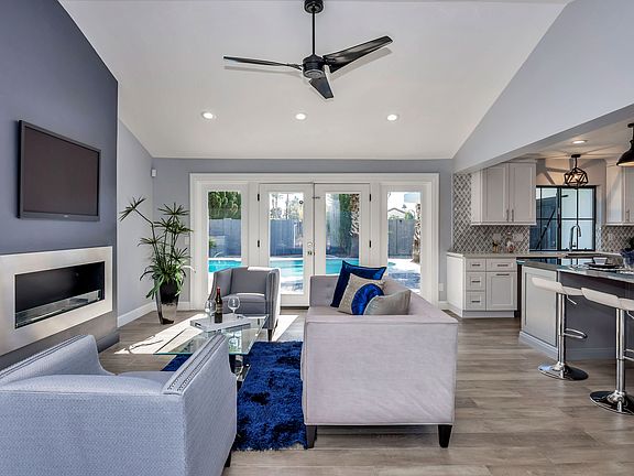 4th image of 3609 E Clarendon Ave