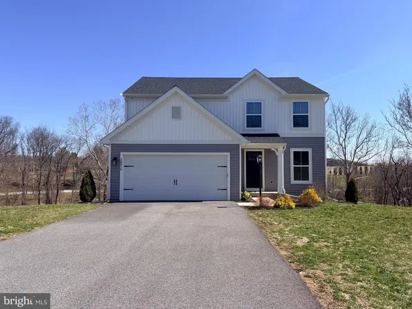 18016 Dave Anne Cir, Stewartstown, PA 17363