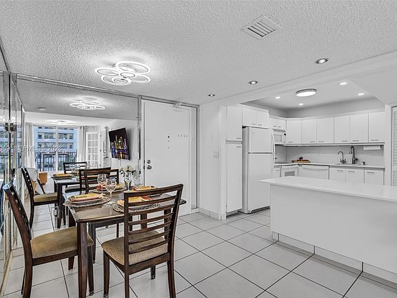 4th image of 9273 Collins Ave APT 503