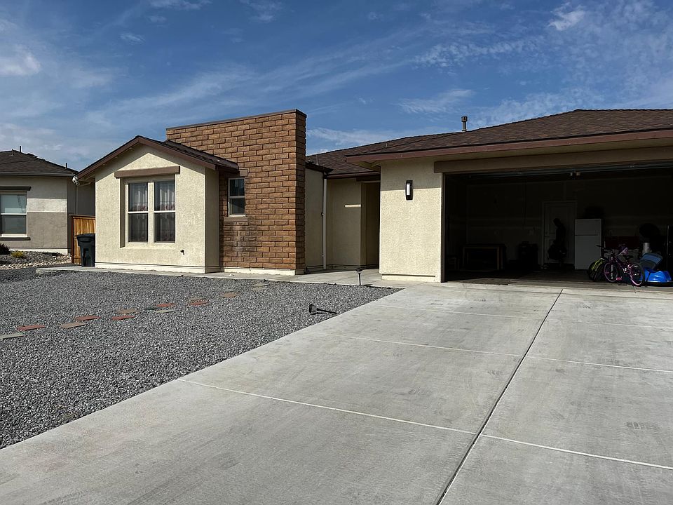 1st image of 795 Palomino Dr