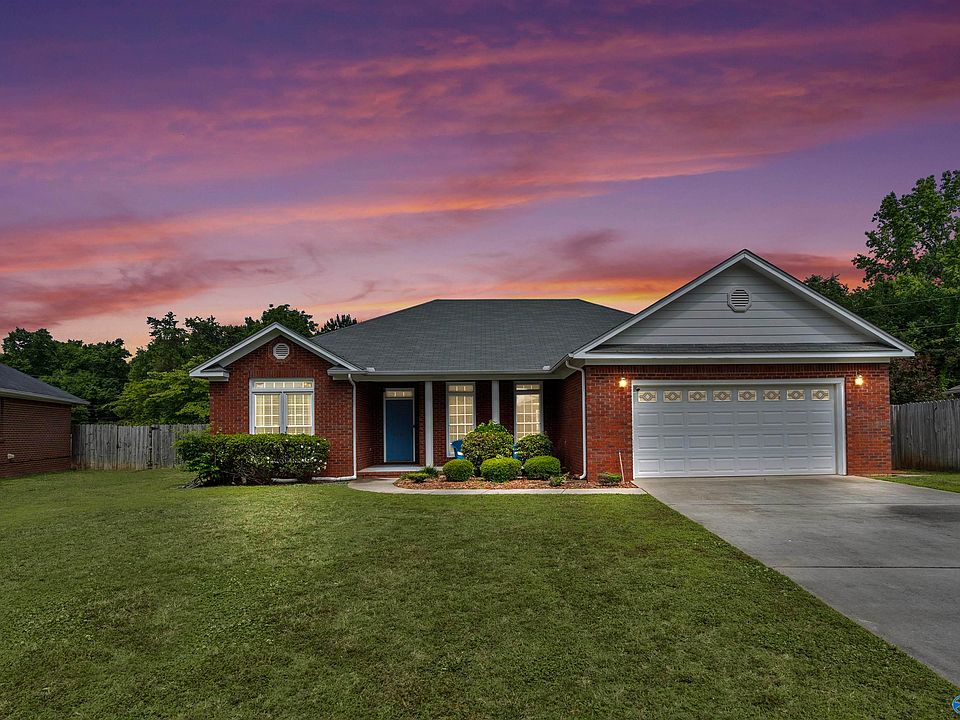 1st image of 3703 Choctaw Dr SE