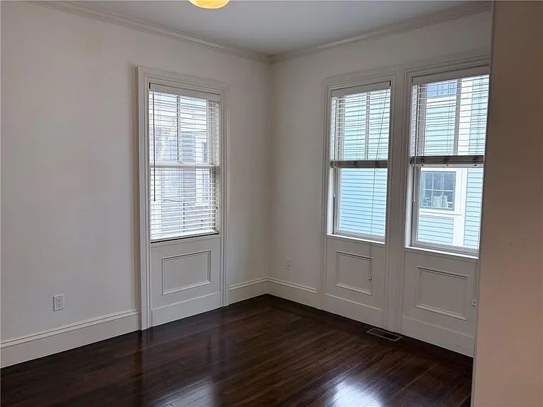 117 Sheldon St #1 — Photo 8