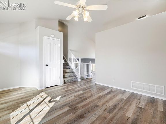 5th image of 1156 Lindamood Dr