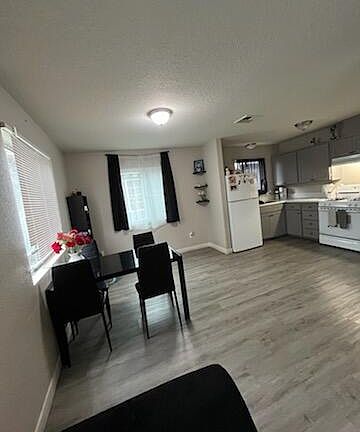 4th image of 19545 Wallace Road