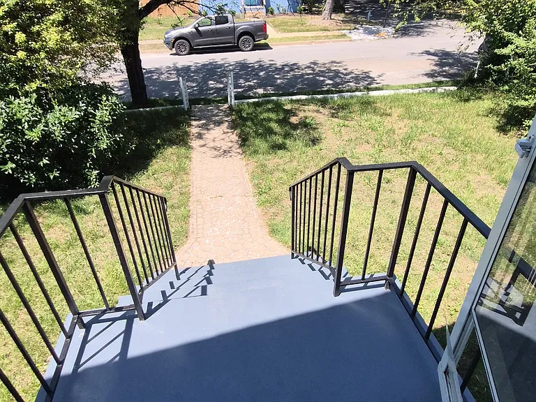 2505 Redwood Ave — Photo 18