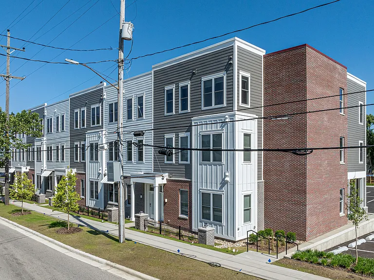 Winsor Place — Photo 12