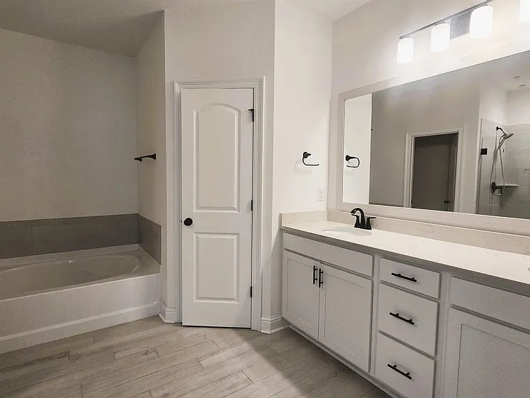 9232 Asoka Ave — Photo 26