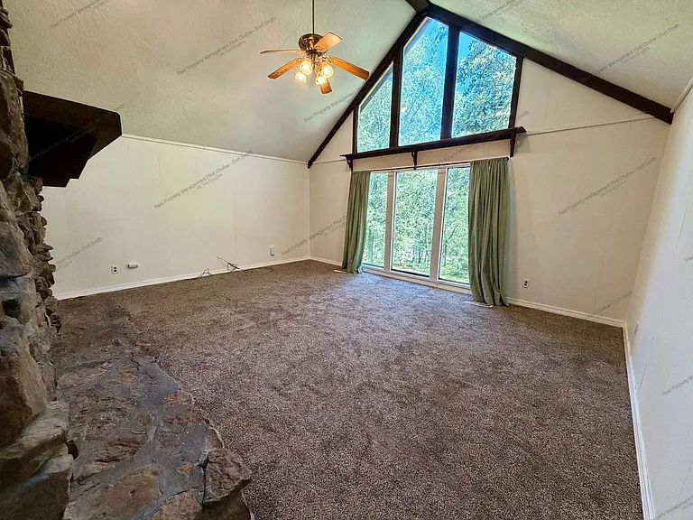 602 Azure Hills Dr — Photo 10
