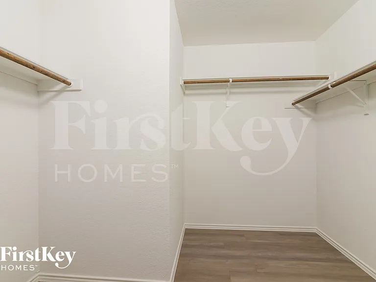4530 Emma Way — Photo 10
