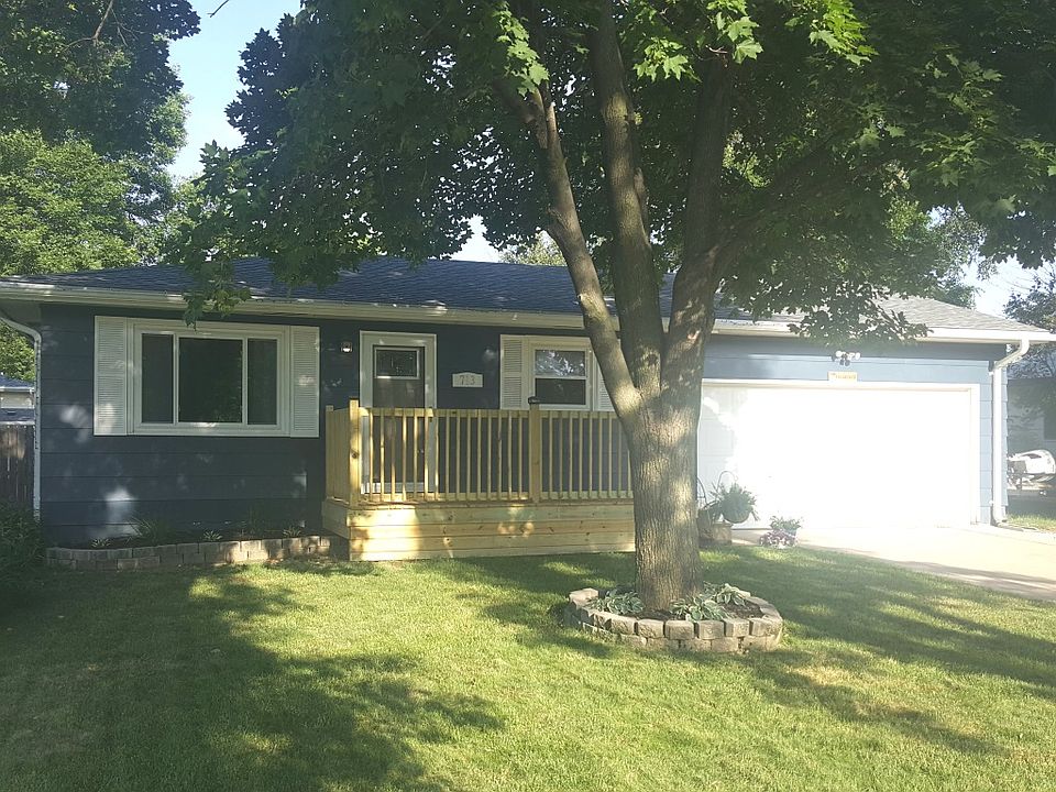 1st image of 713 4th Ave