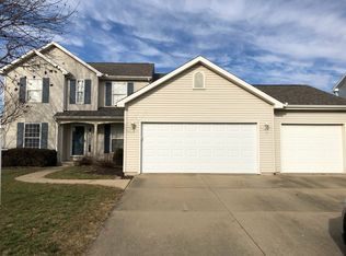 4510 Copper Ridge Rd, Champaign, IL 61822