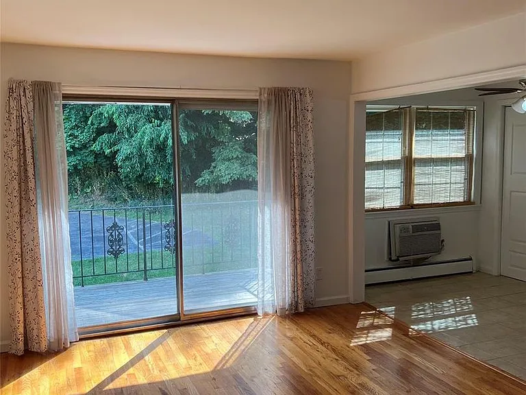 6 Colonial Rd #70 — Photo 10