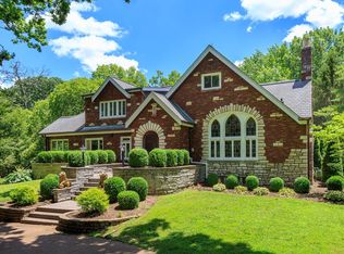 21 Old Westbury Ln, Saint Louis, MO