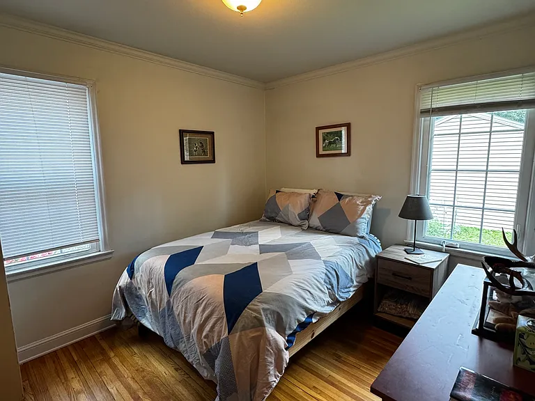 510 Pelham Blvd — Photo 3