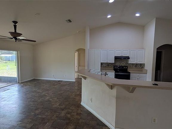 5th image of 2339 Longworthy Rd